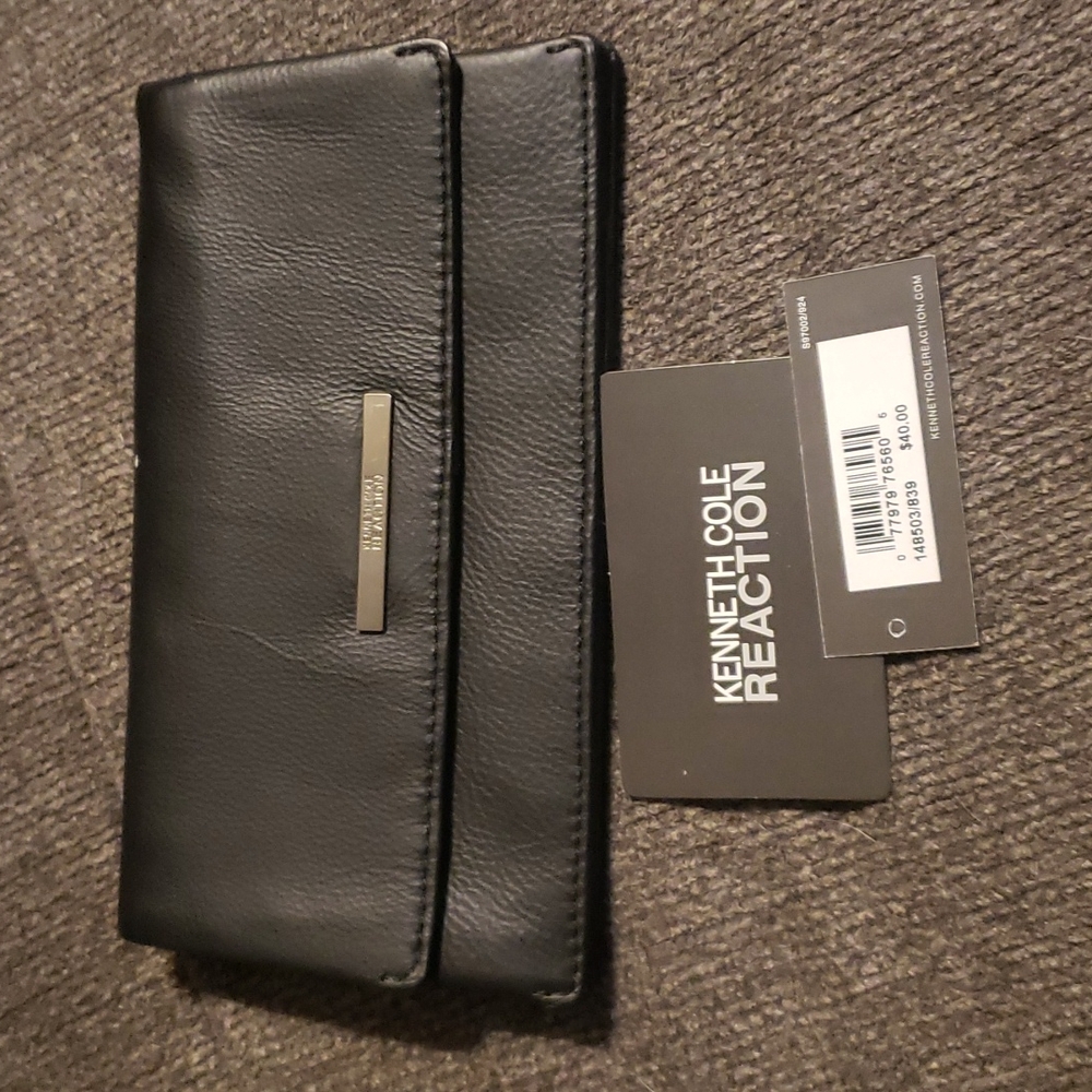 Kenneth Cole Reaction women's wallet